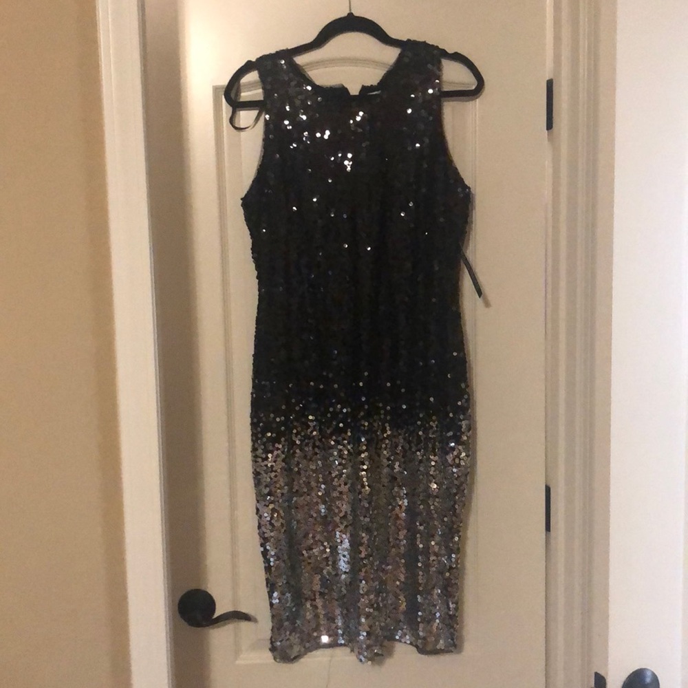 Sequined tank dress ombré black to silver NY&CO M
